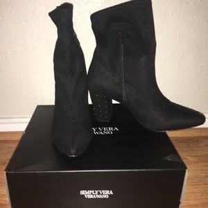 Simply Vera Wang Black Heeled Suede Boots Size 10